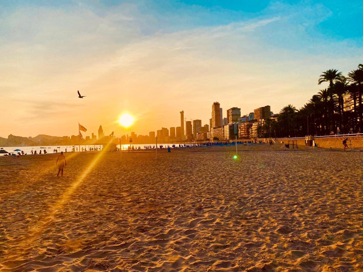 Appartamento Sunset Waves Benidorm Sea View Esterno foto